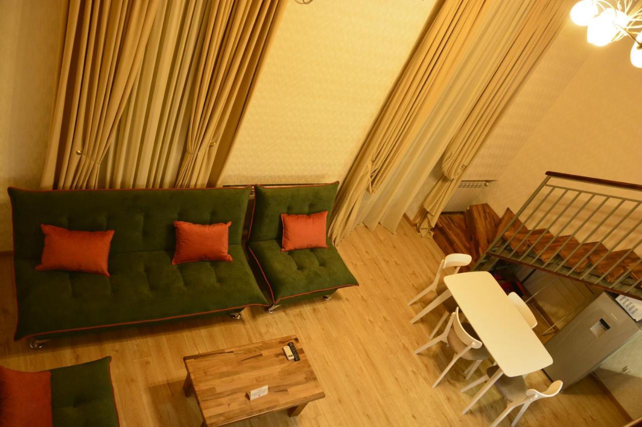 Full Comfort Apartment On Aghmashenebeli Tbilisi Exterior foto