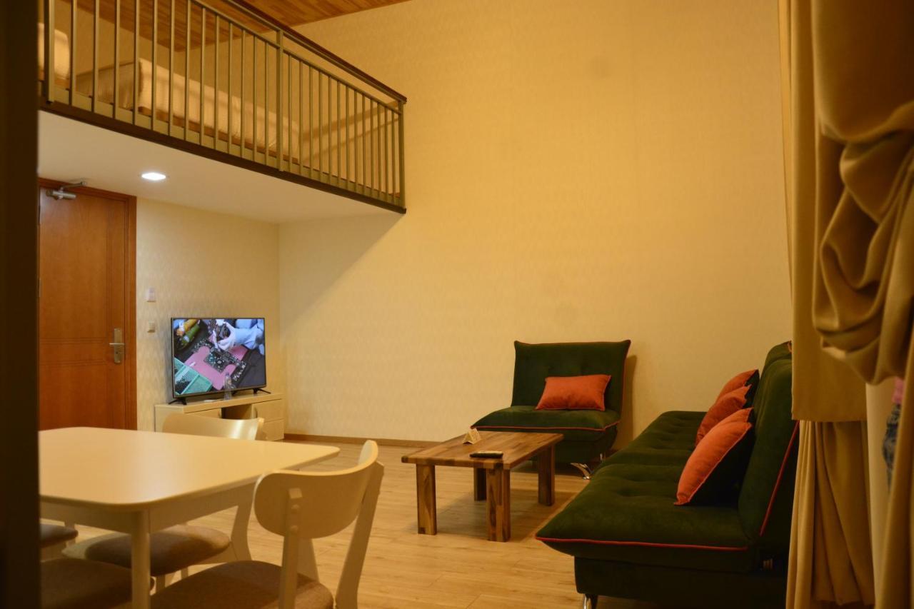 Full Comfort Apartment On Aghmashenebeli Tbilisi Exterior foto